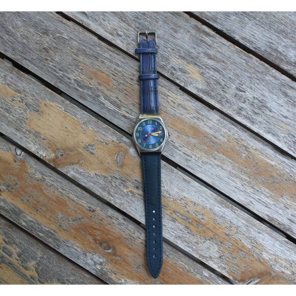 Vintage 1977 Citizen Automatic Mens Silver Watch W/daydate & Blue accents - Picture 1 of 5